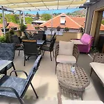 ćiro - Free Parking Gæstehus 4*