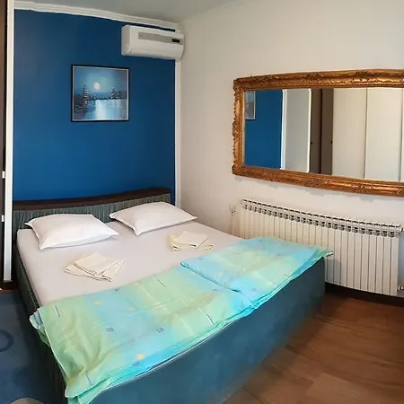 Affittacamere Ciro Guest House-free Parking 3*