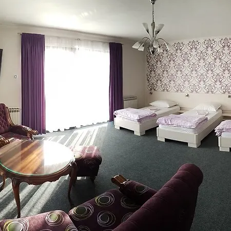Ciro Guest House-free Parking 3*