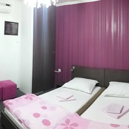 Ciro Guest House-free Parking Affittacamere