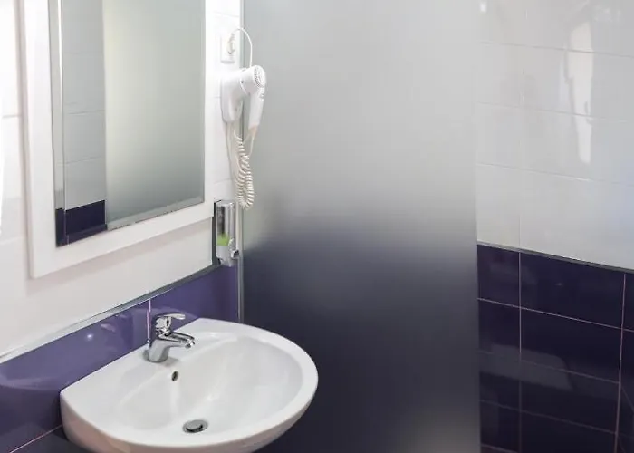 Ciro Hotel - Free Parking Guest house 4*