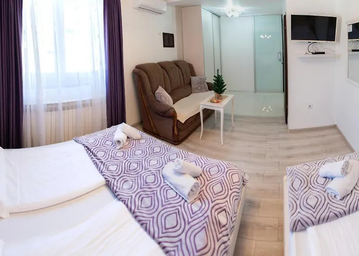 Ciro Hotel - Free Parking 4*