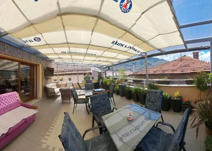 Ciro Hotel - Free Parking Guest house