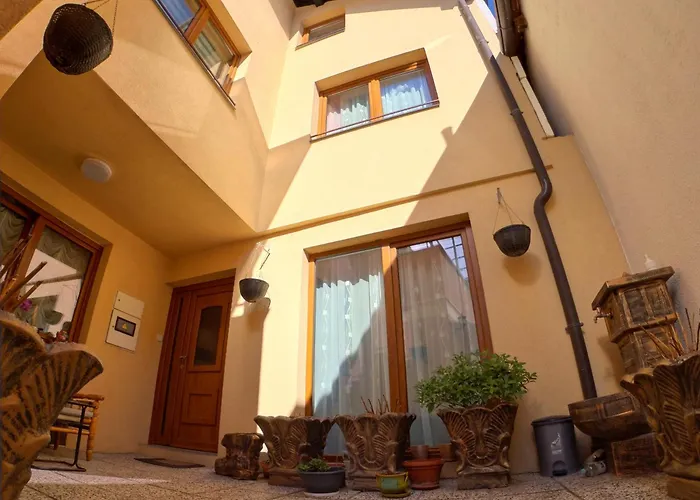 Ciro Hotel - Free Parking