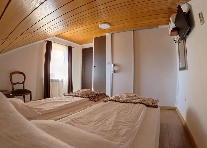 Ciro Hotel - Free Parking