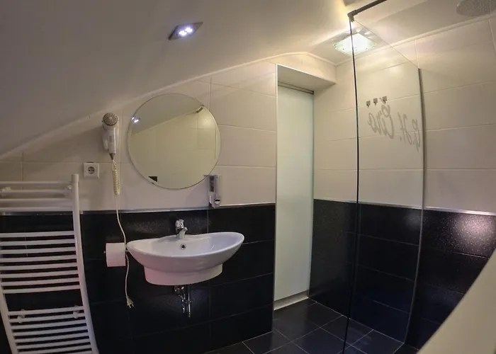 Ciro Hotel - Free Parking 4*