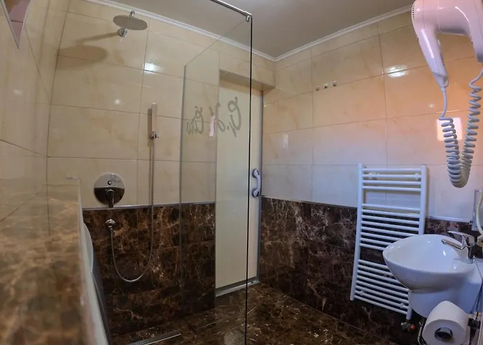 Ciro Hotel - Free Parking Guest house 4*