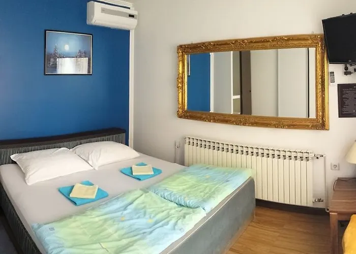 Ciro Hotel - Free Parking