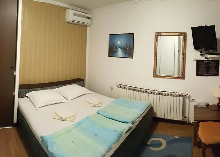 Ciro Hotel - Free Parking Guest house 4*